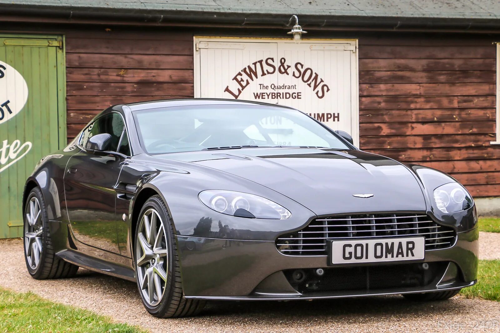 Марка машины астон мартин фото "GO10MAR" фото Aston Martin V8 Vantage. Великобритания