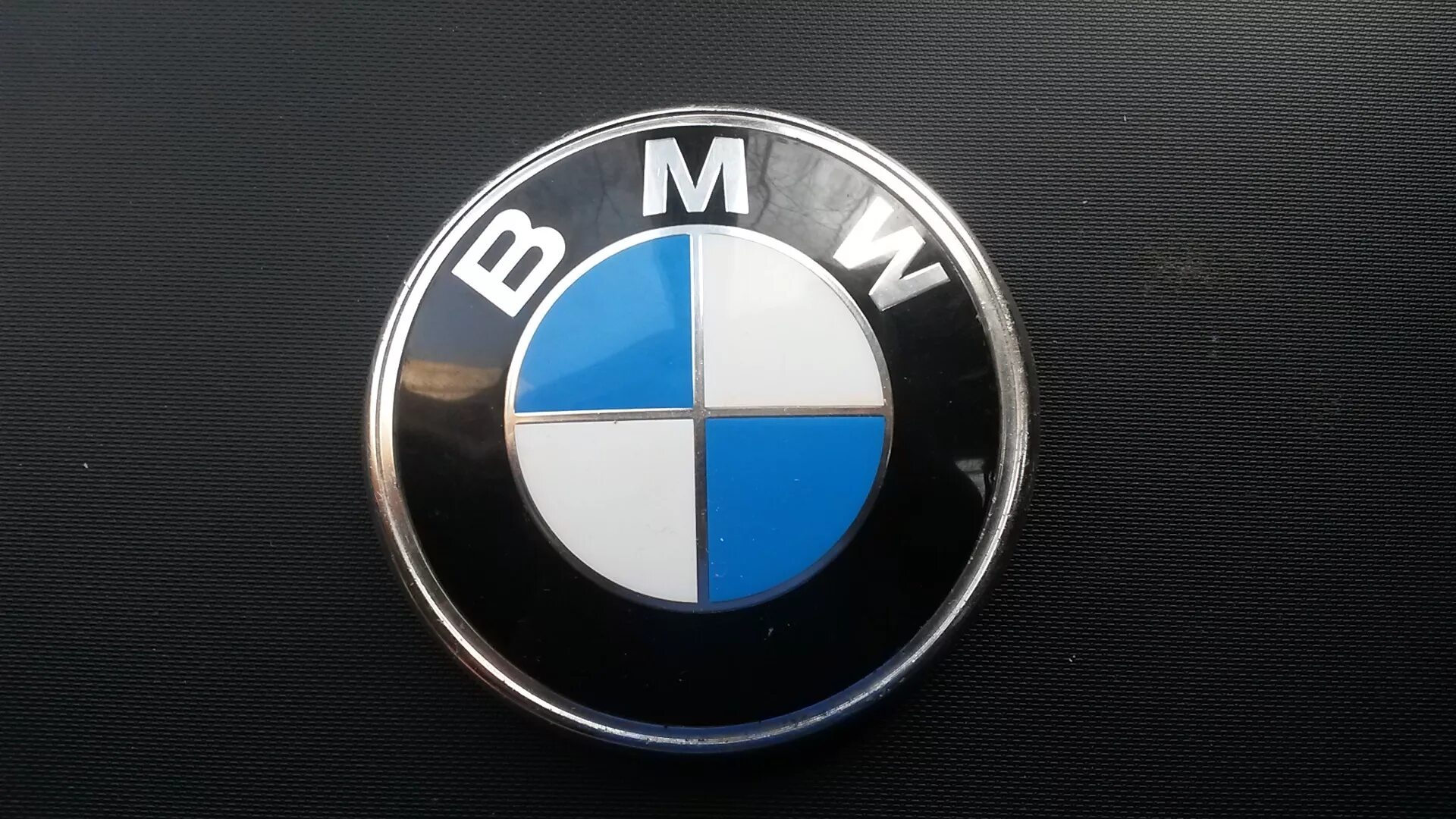 Марка машины бмв фото Эмблемы - BMW 5 series (E12), 2 л, 1981 года своими руками DRIVE2