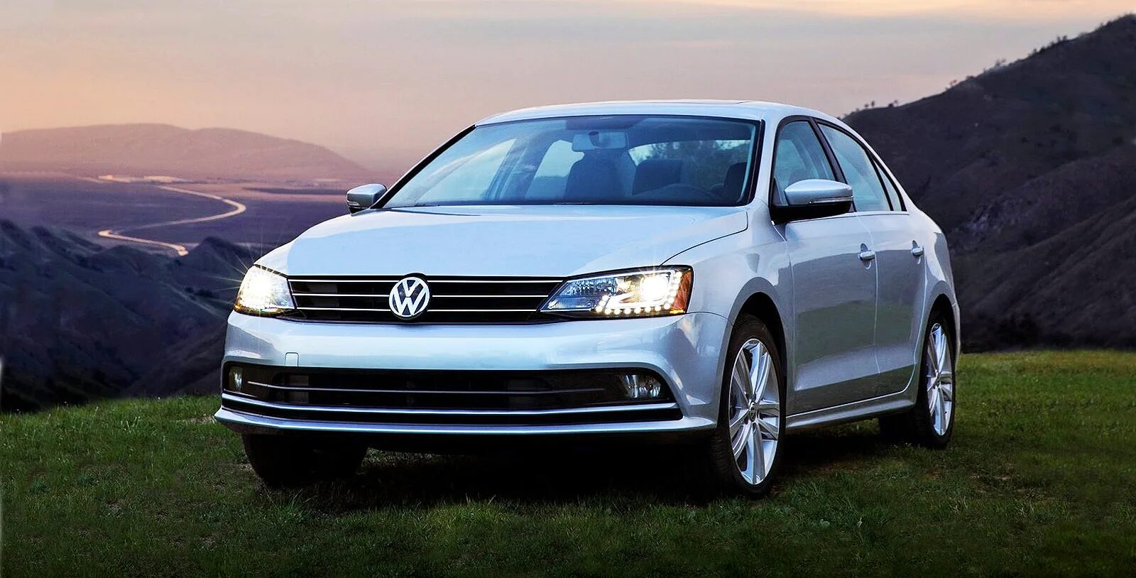Марка машины джетта фото Volkswagen основательно обновил седан Jetta