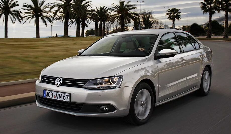 Марка машины джетта фото Выясняем, где на семейном древе находится Volkswagen Jetta - ДРАЙВ