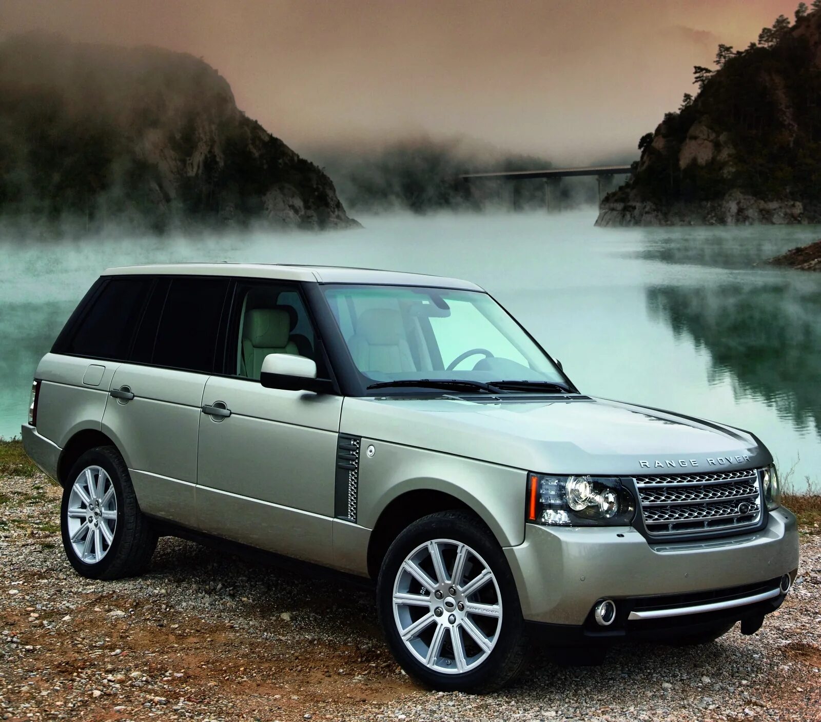 Марка машины ровер фото LAND ROVER RANGE ROVER CLASSIC 4.4 TDV8 Autobiography (2006) - gocar.gr