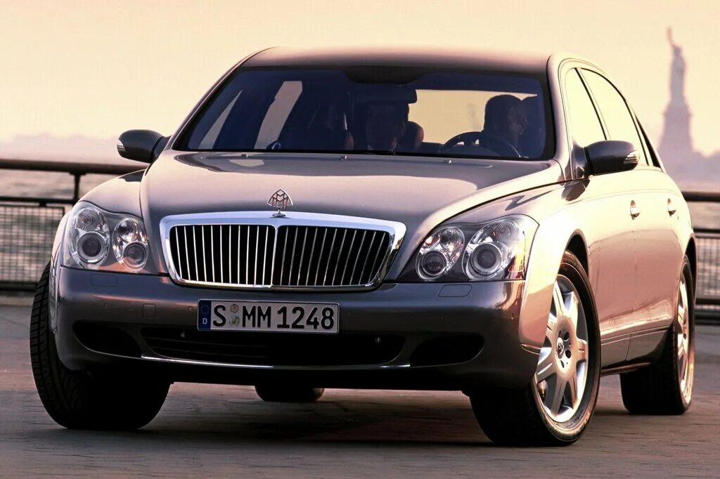 Марка майбах фото Maybach 62 2002, 2003, 2004, 2005, 2006, седан, 1 поколение, V240 технические ха