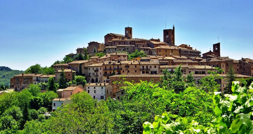 Марке италия фото La CRI di Sarnano ringrazia - Croce Rossa Italiana Varese