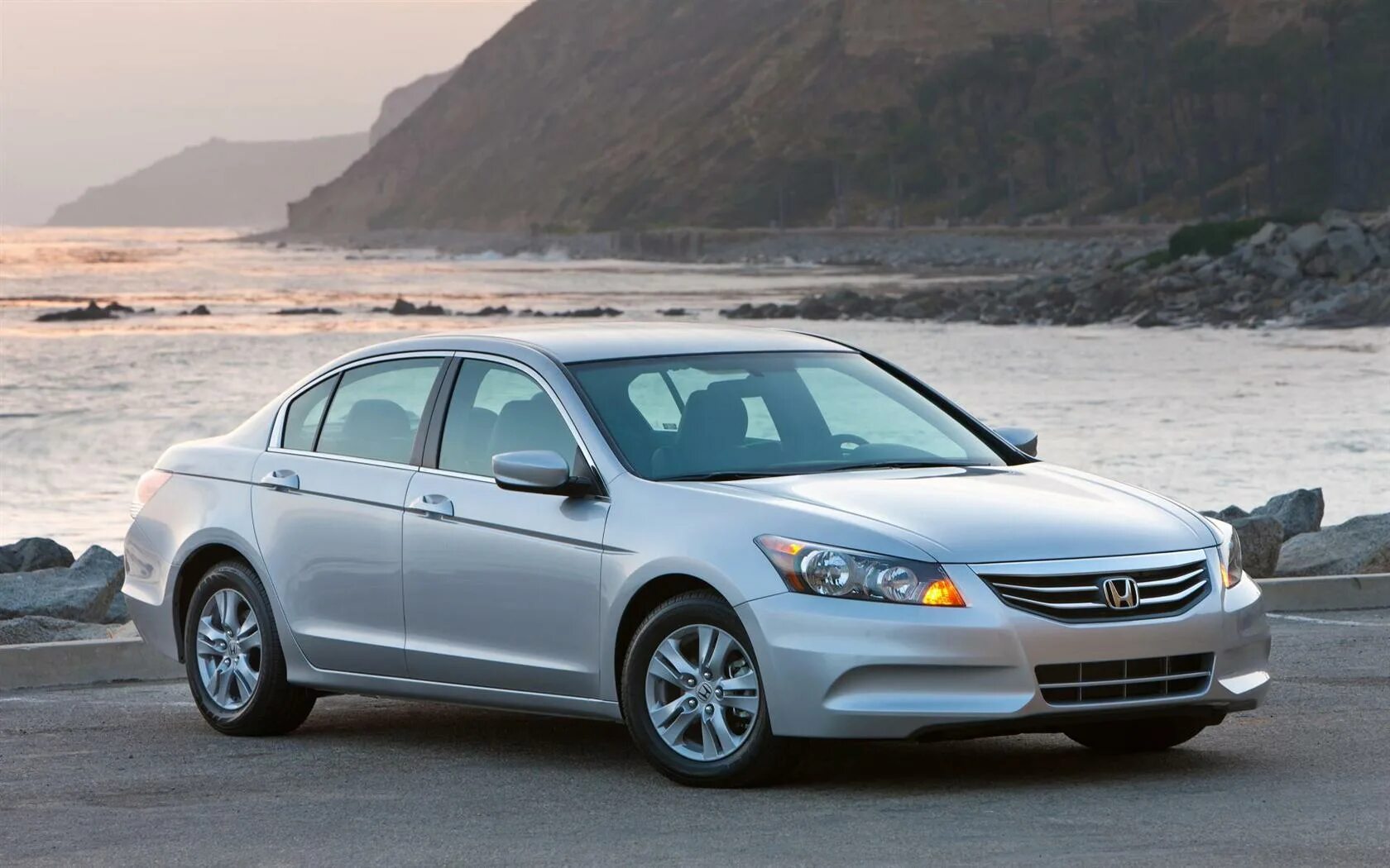 Марки автомобилей хонда фото 2012 Honda Accord Image. Photo 8 of 23