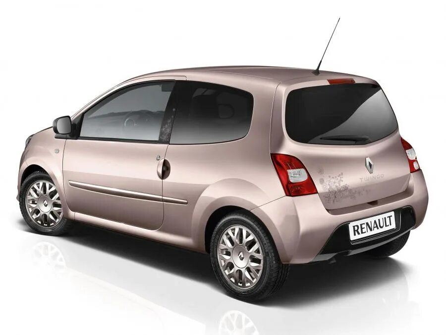 Марки автомобилей рено с названиями и фото Renault Twingo Miss Sixty 2010 года выпуска. Фото 6. VERcity
