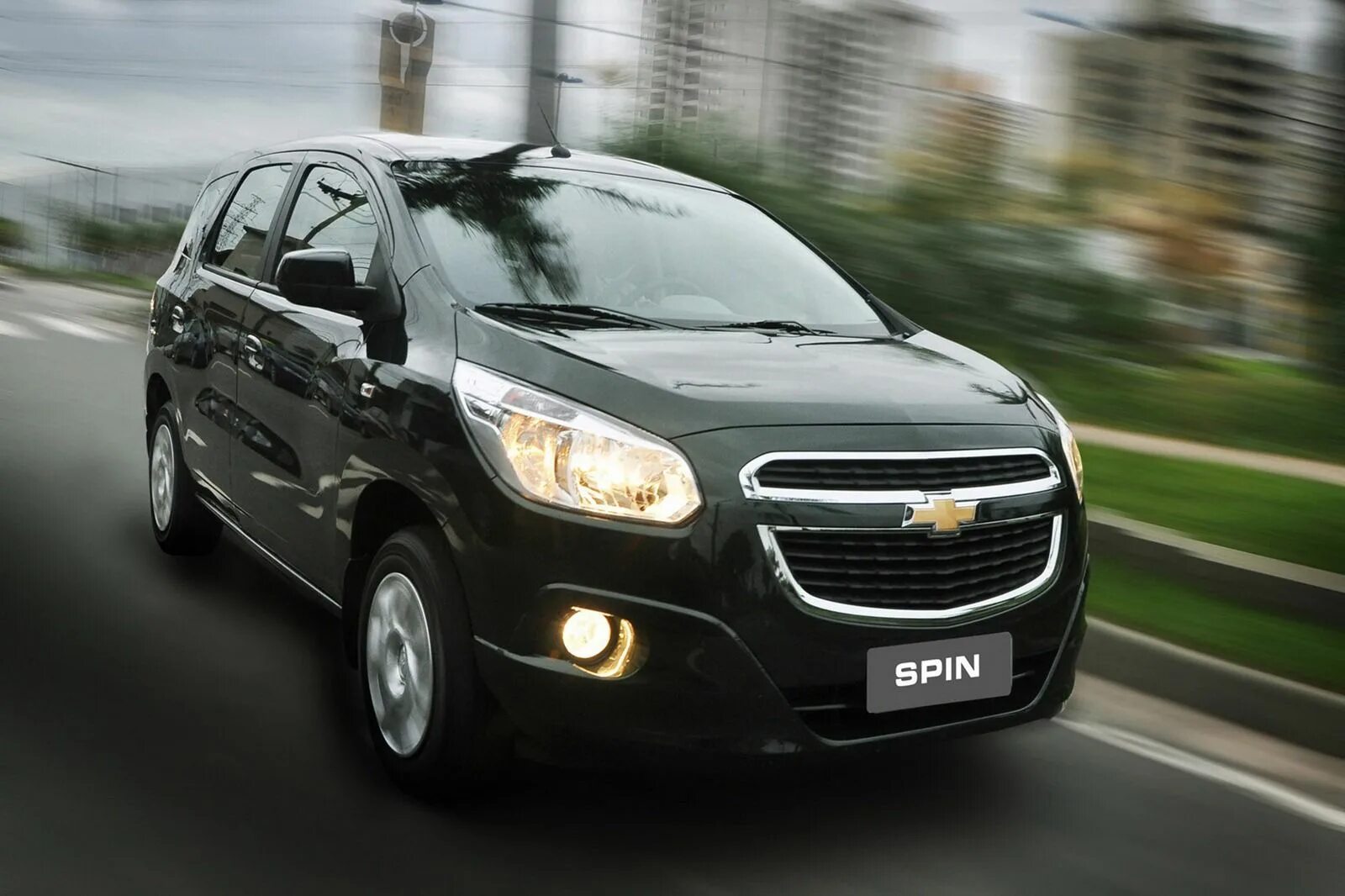 Марки автомобилей шевроле список с фото 2013 Chevrolet Spin (South America / Asia) Chevrolet, Buying new car, Car