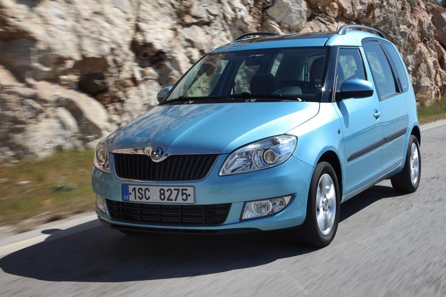 Марки автомобилей шкода фото Skoda Roomster 2010 года выпуска. Фото 23. VERcity