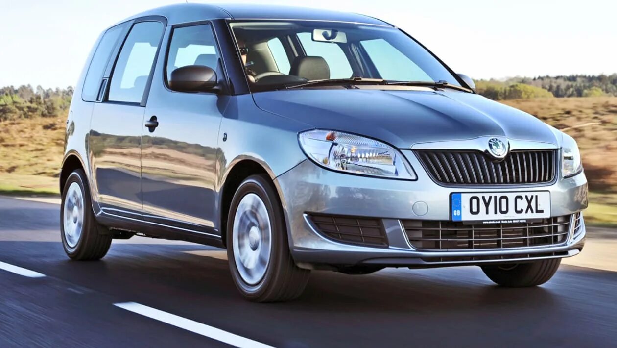 Марки автомобилей шкода фото Skoda Roomster - Pictures Auto Express