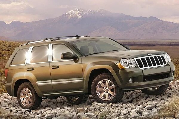 Марки джипов с фото и названиями Хромированные пиллары на Jeep Grand Cherokee Тюнинг джипов и внедорожников, аксе