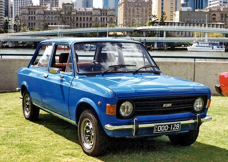 Марки фиатов фото File:Fiat 128 2 door Graham Ruckert.jpg - Wikipedia