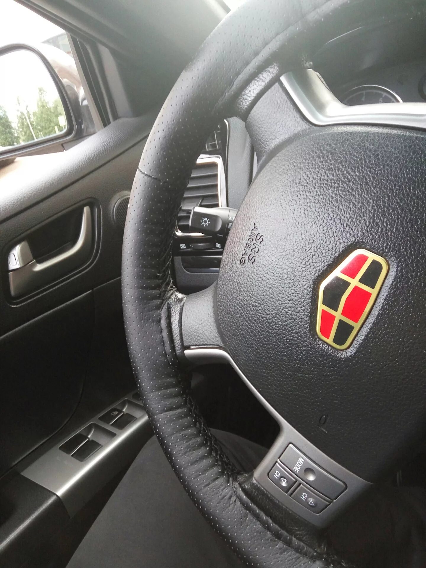 Марки машин на руле фото Оплетка на руль!))) - Geely Emgrand EC7 RV, 1,8 л, 2012 года стайлинг DRIVE2