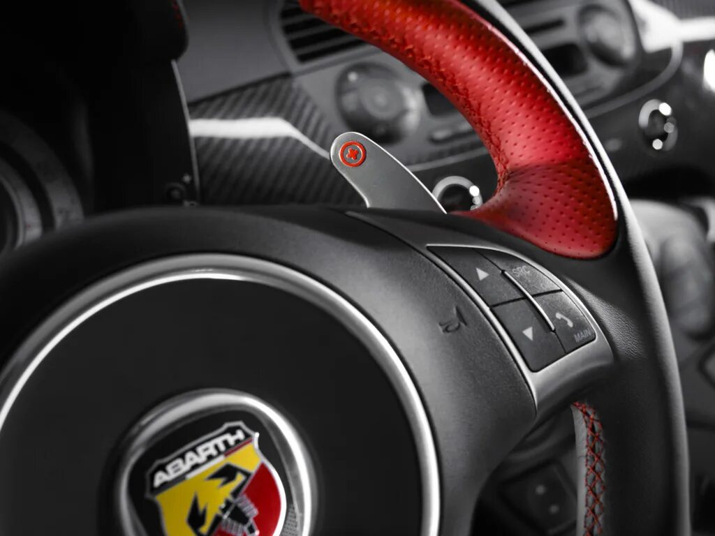 Марки машин на руле фото 2009 Abarth 695 'Tributo Ferrari’rrari7 SuperCars.net