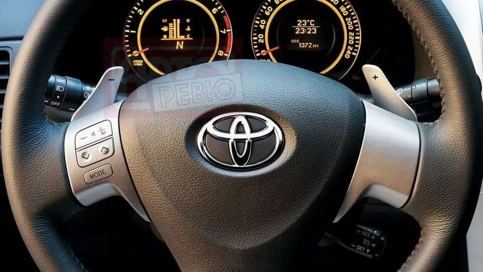Марки машин на руле фото Toyota Corolla (140/150) 1.6 бензиновый 2007 на DRIVE2