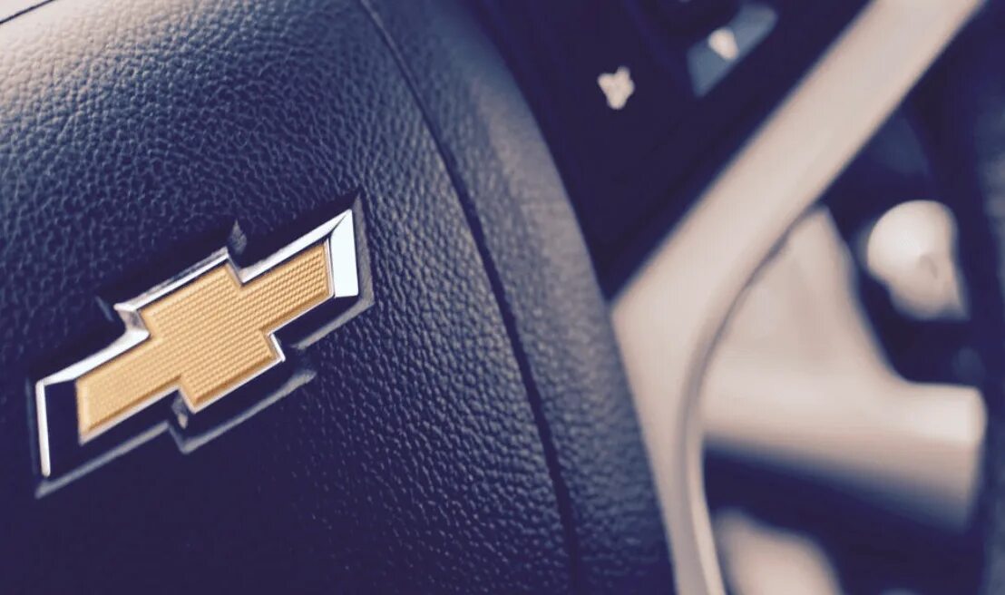 Марки машин на руле фото 7 tips for proper car maintenance: https://www.esurance.com/info/car/7-tips-for-