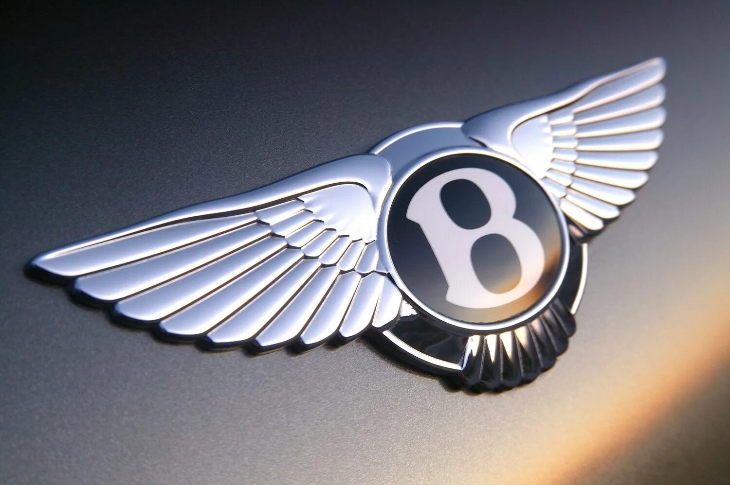 Марки машин с крыльями фото Bentley Will Be Totally Electric By 2030 - Boss Hunting