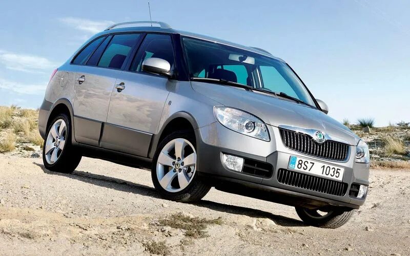Марки машин шкода фото и названиями Продажа автомобилей Skoda Fabia Scout Цены Skoda Fabia Scout Купить Skoda Fabia 