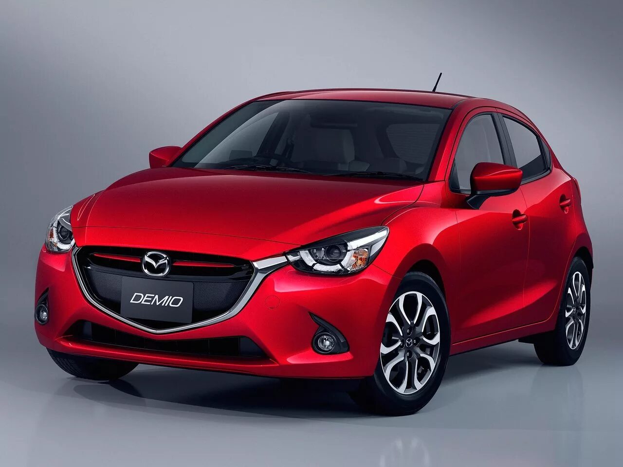 Марки мазды с фото все модели Сравнение Kia Soul и Mazda Demio по характеристикам, стоимости покупки и обслужи