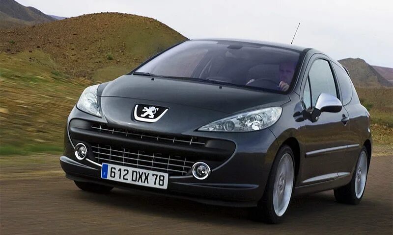 Марки пежо фото В России начались продажи спортивного Peugeot 207 RC :: Autonews