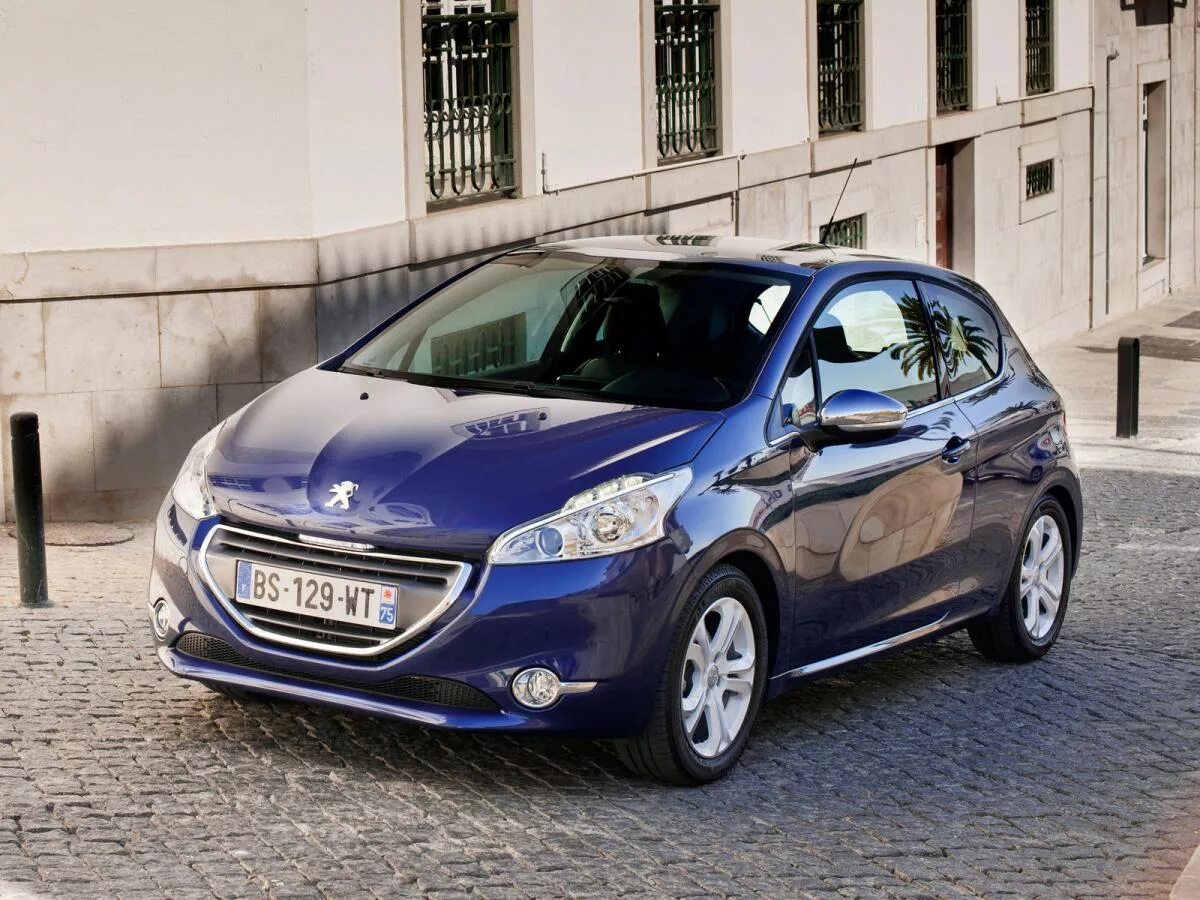 Марки пежо список с фото все модели Технические характеристики Peugeot 208, модельный ряд, фото, комплектация