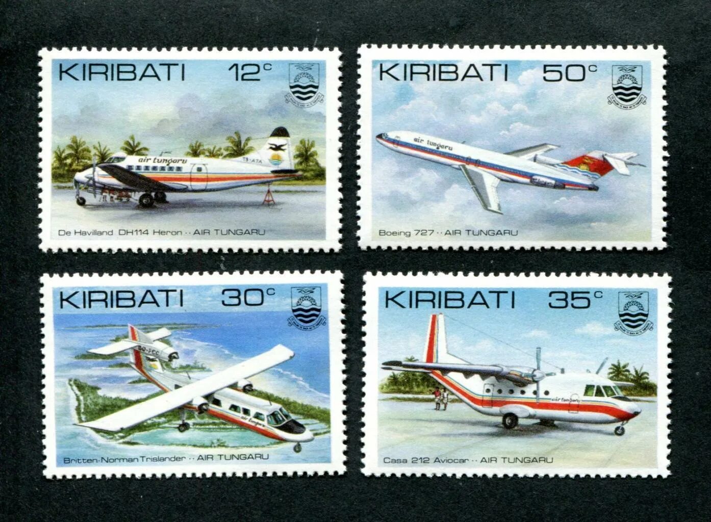 Марки самолетов фото Марка. Самолеты 1982 г. Кирибати (М33)