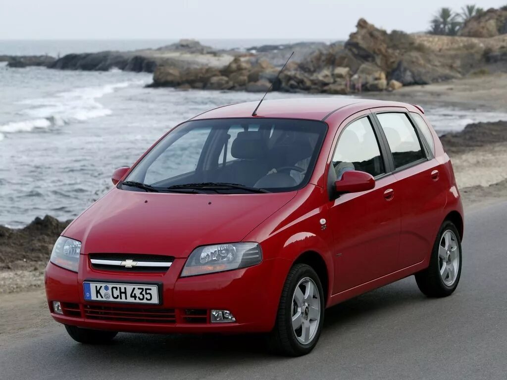 Марки шевроле список с фото и цена Сравнение Chevrolet Kalos и Daewoo Matiz по характеристикам, стоимости покупки и