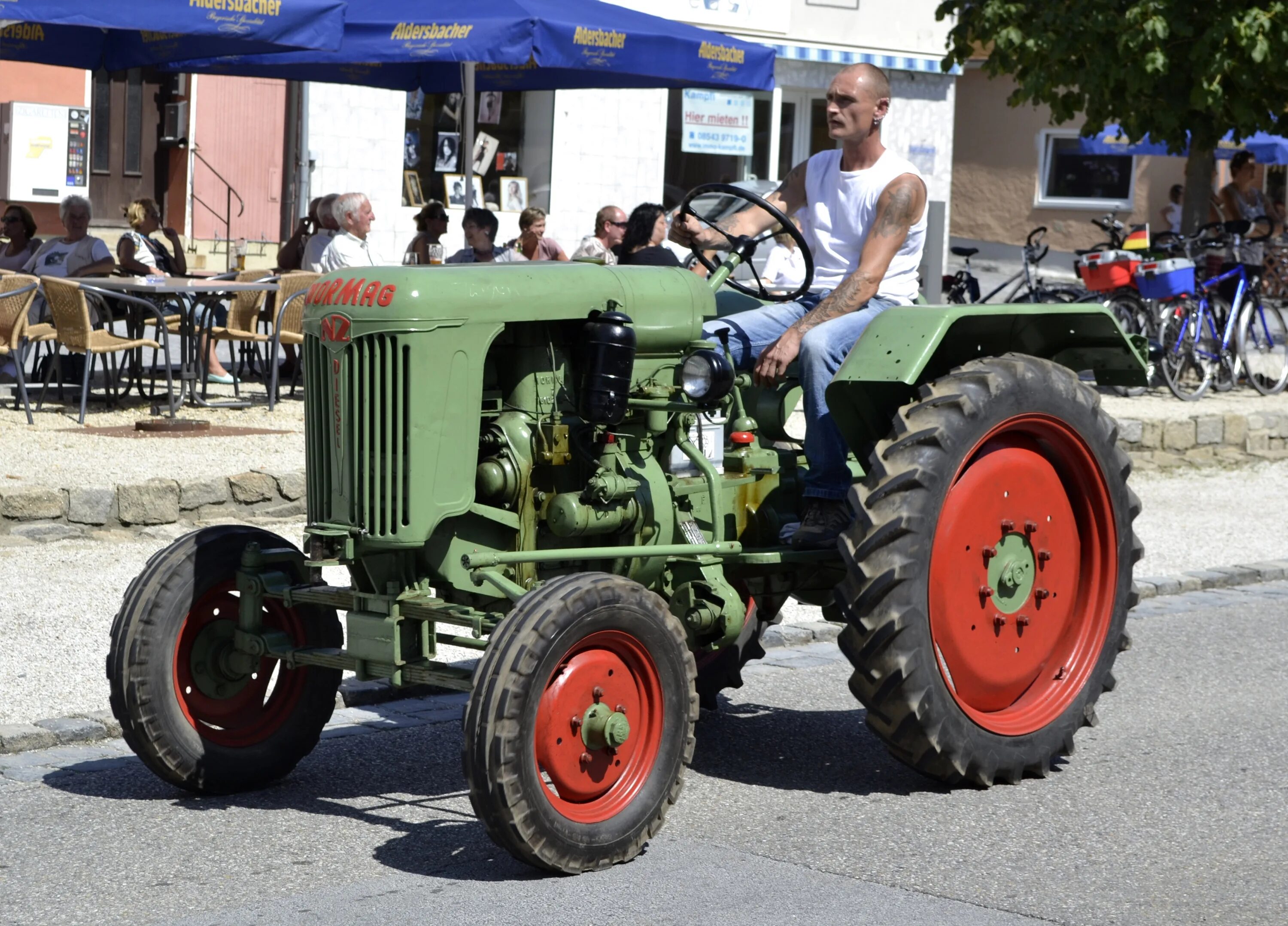 Марки тракторов фото Datei:Normag NZ Diesel, Oldtimerumzug Aidenbach.JPG - Wikipedia
