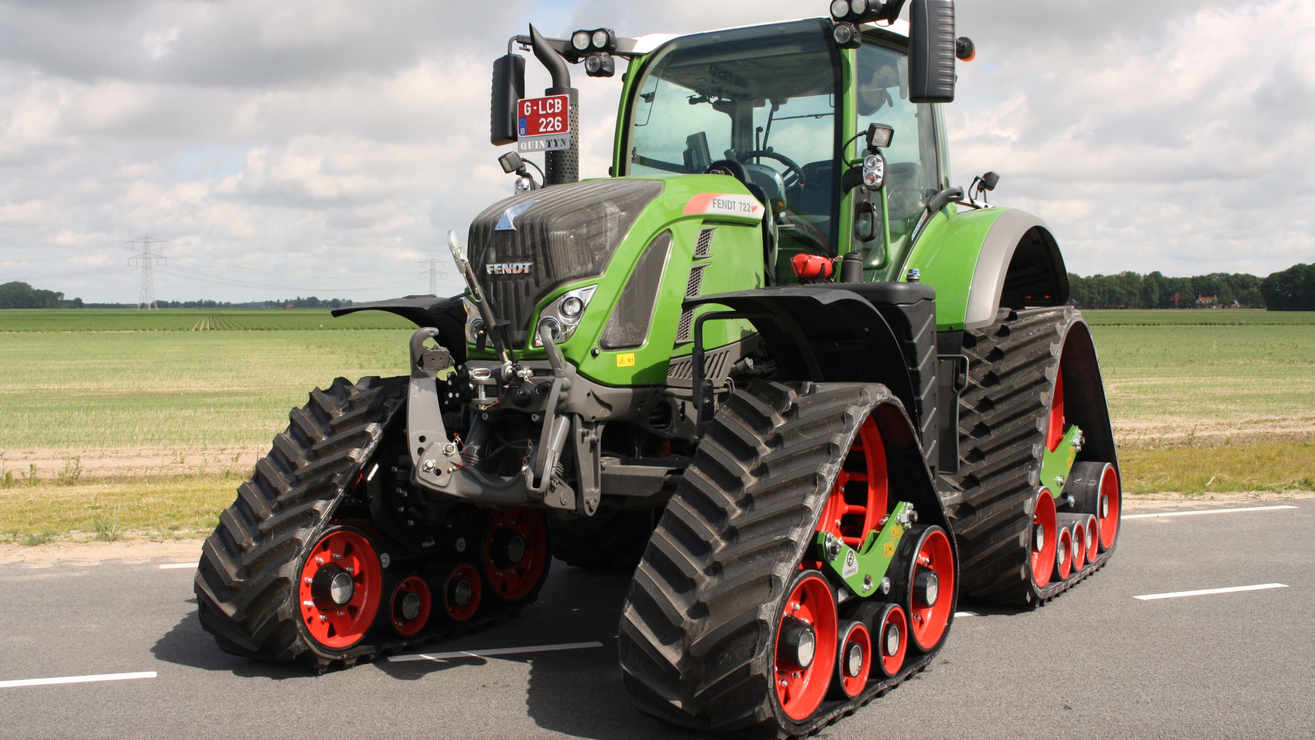 Марки тракторов фото Download wallpaper road, field, tractor, green, cabin, is, caterpillar, new, sec