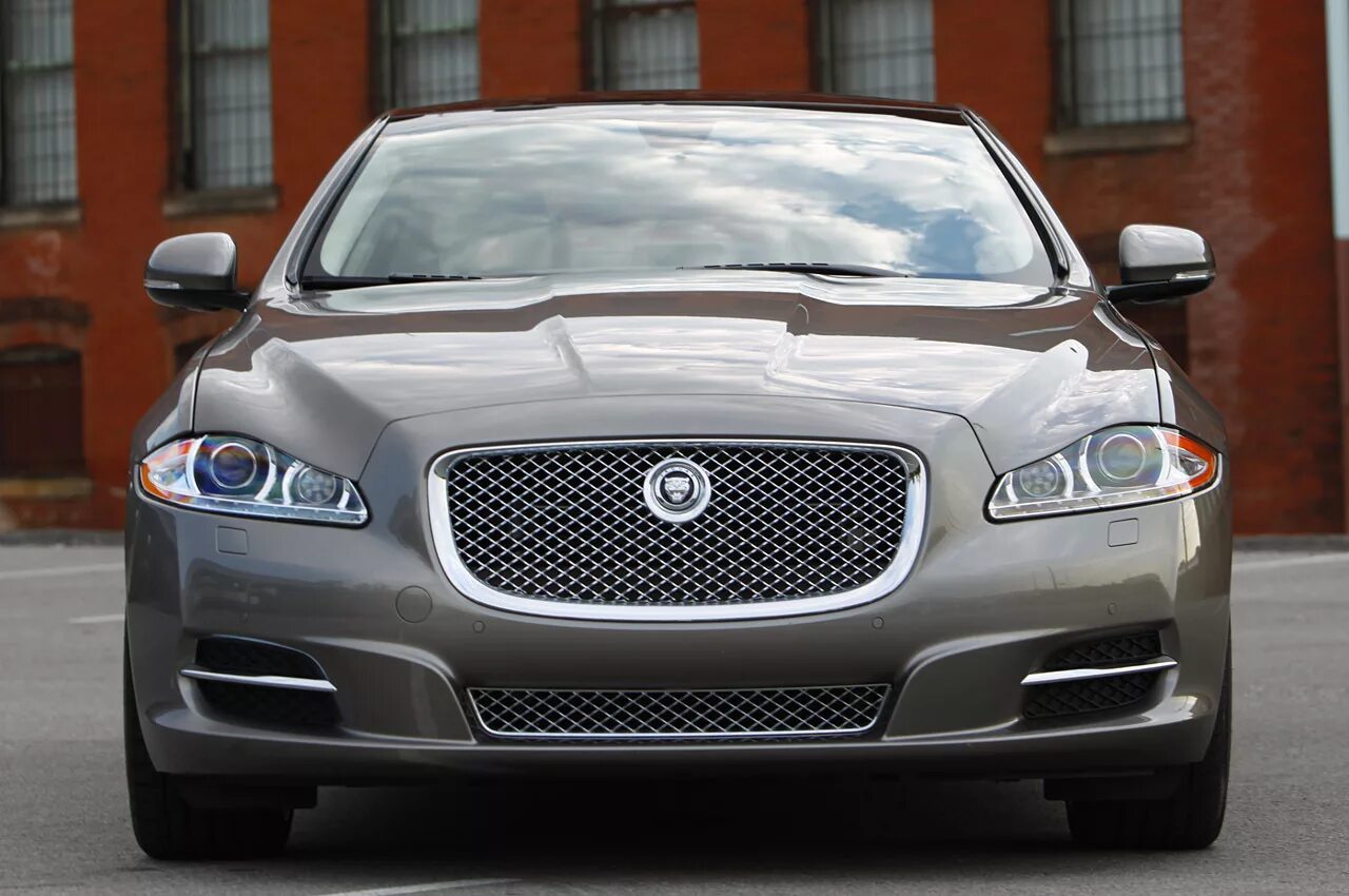 Марки ягуара фото Jaguar XJ X351 седан 4-дв.