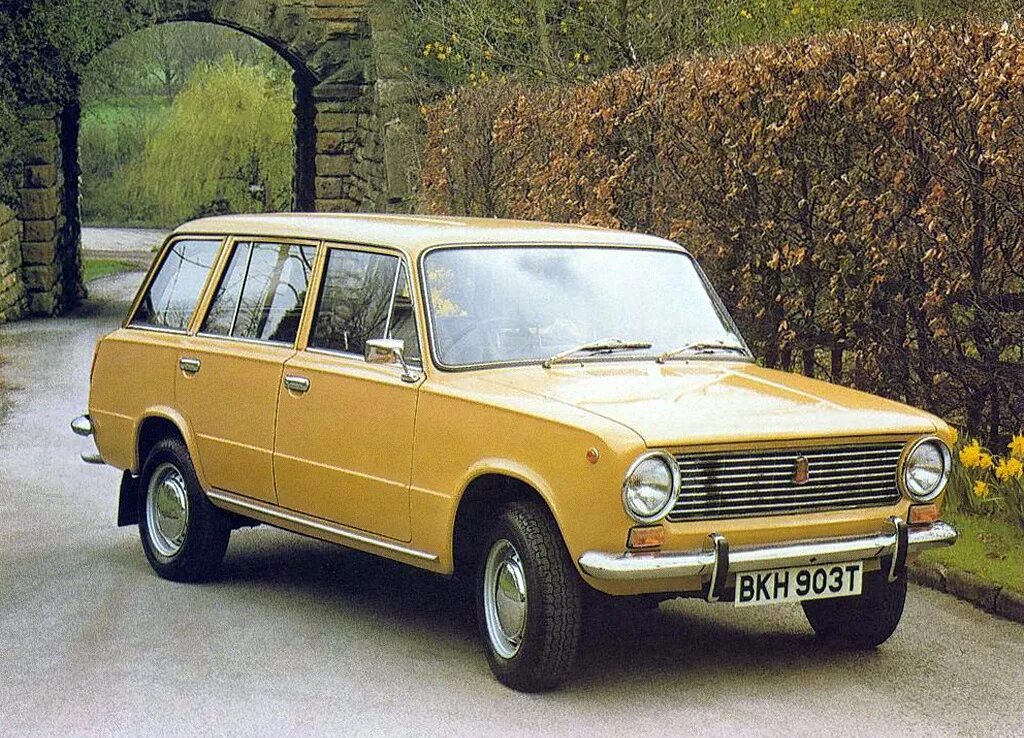 Марки жигулей фото История отечественного автопрома. Часть 1.1: АвтоВАЗ - Жигули и Лады (до ВАЗ-210