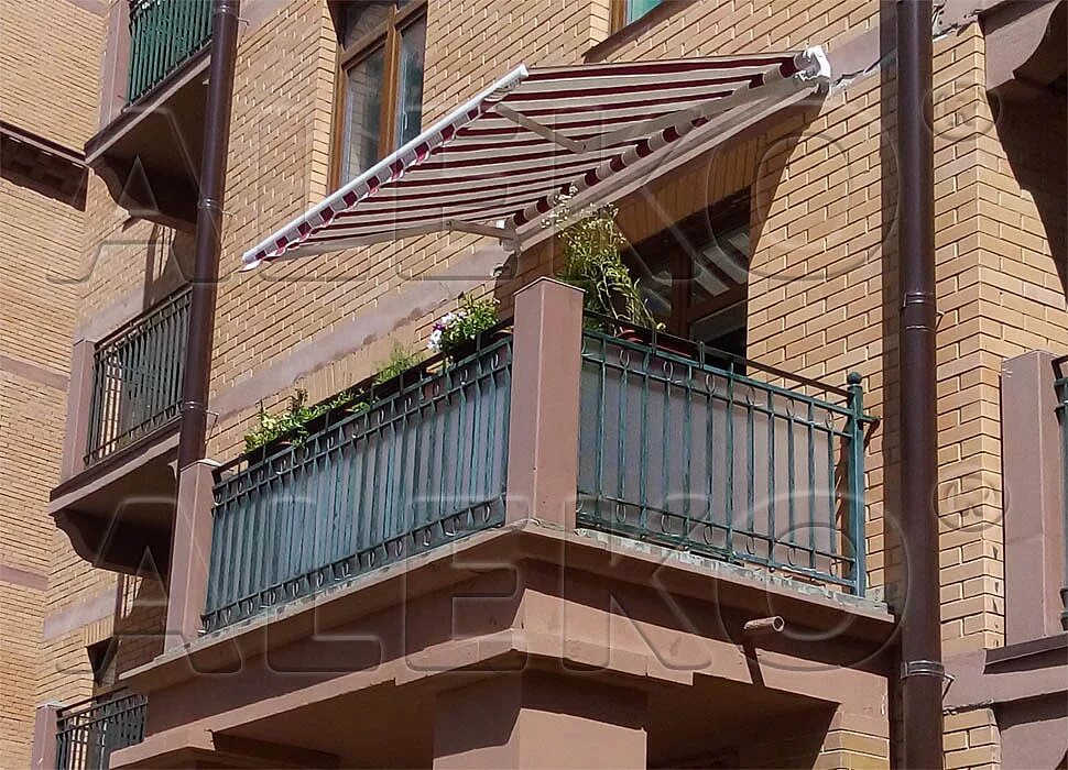 Маркиза на балкон фото Маркиза на балконе