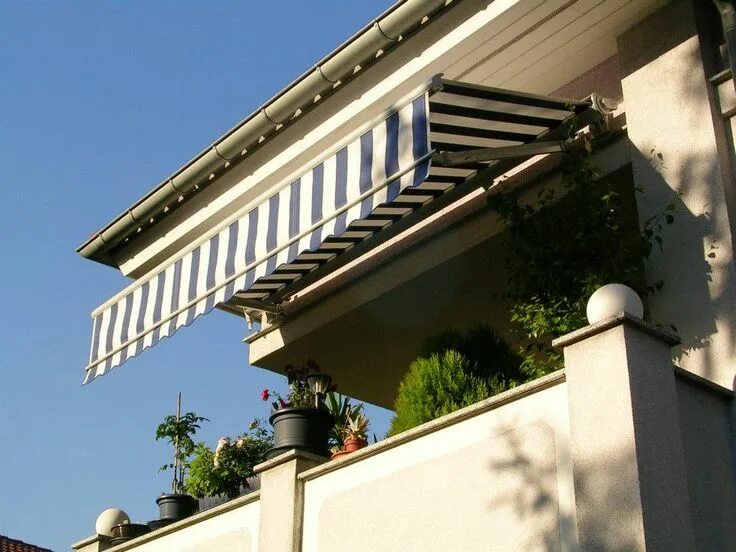 Маркиза на балкон фото CORTINAS Y TOLDOS DE DISEÑO Disenos de unas, Toldo, Ventanas