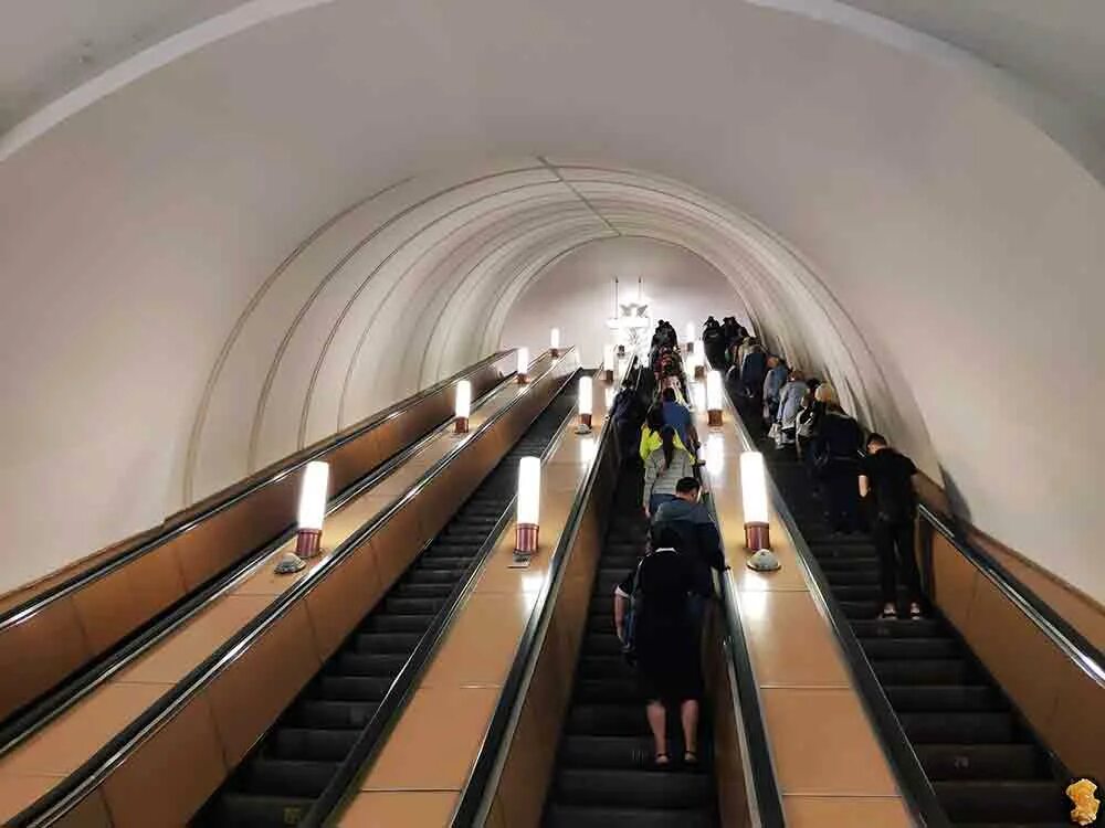 Марксистская москва калининская линия метро марксистская фото Картинки БАНКИ МЕТРО МАРКСИСТСКАЯ