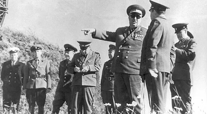 Маршал батицкий фото Значок "Войска ПВО страны": описание, особенности, фото