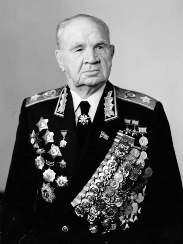 Маршал петров фото Василий Иванович Чуйков