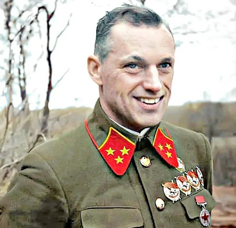 Маршал рокоссовский фото Как Рокоссовский обхитрил Сталина, чтобы тот стал генералиссимусом