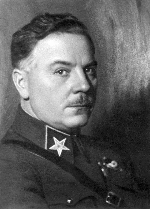 Маршал ворошилов фото Первый красный офицер". Правда и миф о Клименте Ворошилове Аргументы и Факты