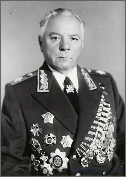Маршал ворошилов фото February 4, 1881 was born a great revolutionary, one of the organizers of the Re