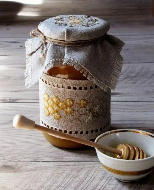 Мед своими руками в домашних условиях Pin by Pinner on Honey Bee Cottage Honey jar, Cross stitch kitchen, Diy cross st