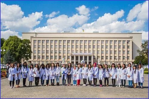 Мед университет фото Study in Europe Uzhhorod National University: Light Up Your Pre Medical Dream fr