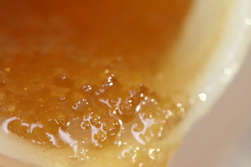 Мед засахарился фото Congealing honey A consistency just about impossible for u. Flickr