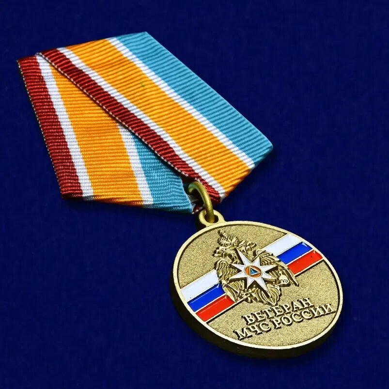 Медаль мчс россии фото Медаль "Ветеран МЧС" в бордовом футляре из флока с пластиковой крышкой.. AliExpr