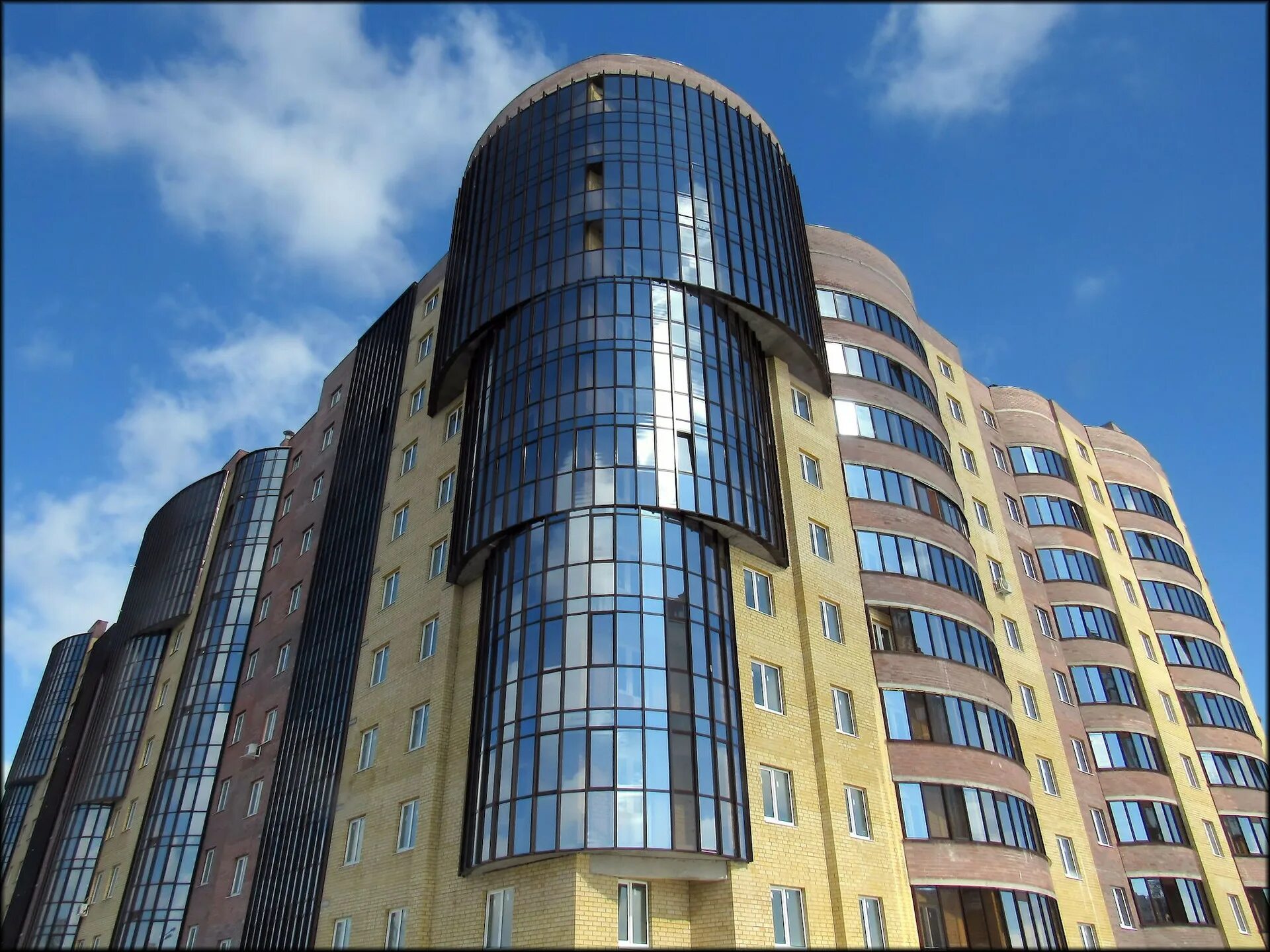 Медальянс ул перекальского 5а курск фото Купить 2-комнатную квартиру, 60.8 м² по адресу Курск, Перекальского, 11, 5 этаж 