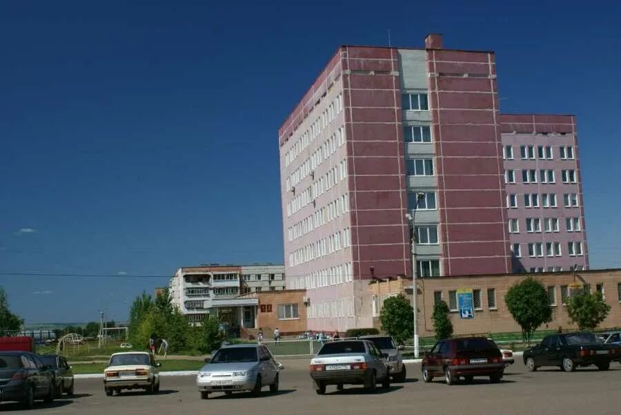 Медикам пролетарская ул 36 елабуга фото Night club "Brooklyn" in Yelabuga, Kolosovka, Russia - tourist attractions, most