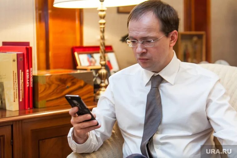 Мединский владимир ростиславович фото Министр культуры РФ Владимир Мединский нашел работу уволенному продюсеру польско