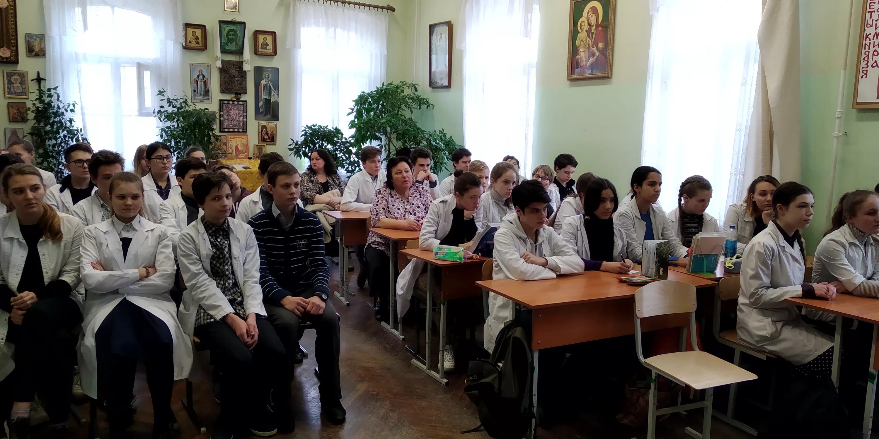 Медицинская гимназия большой сампсониевский просп 34 фото Новости Педиатрического университета