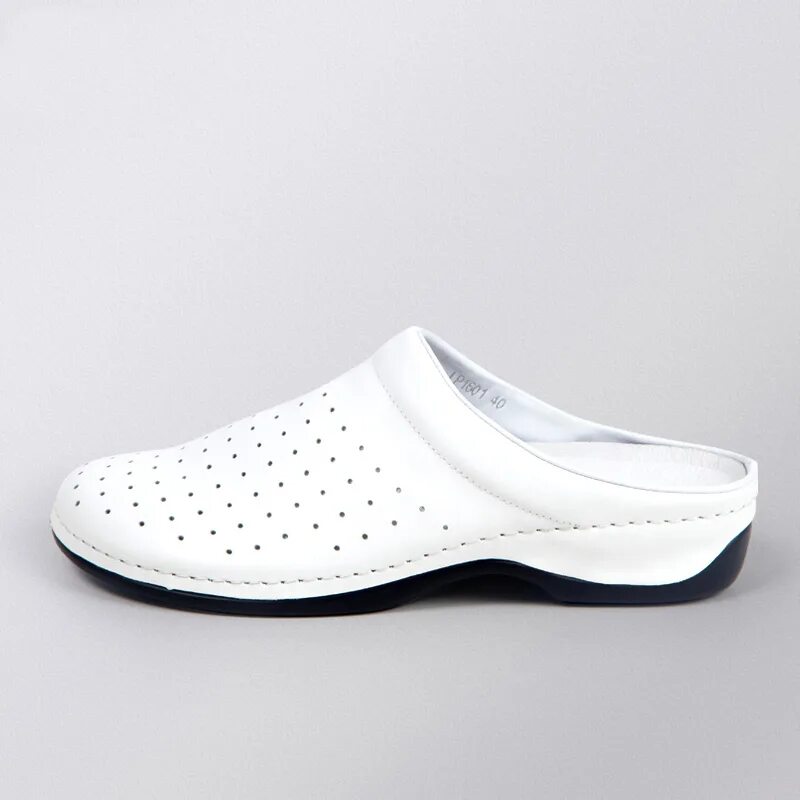 Медицинская обувь женская фото Doctors Nurses Women White Classic Hospital Surgical Flat Medical Shoes Clog Saf
