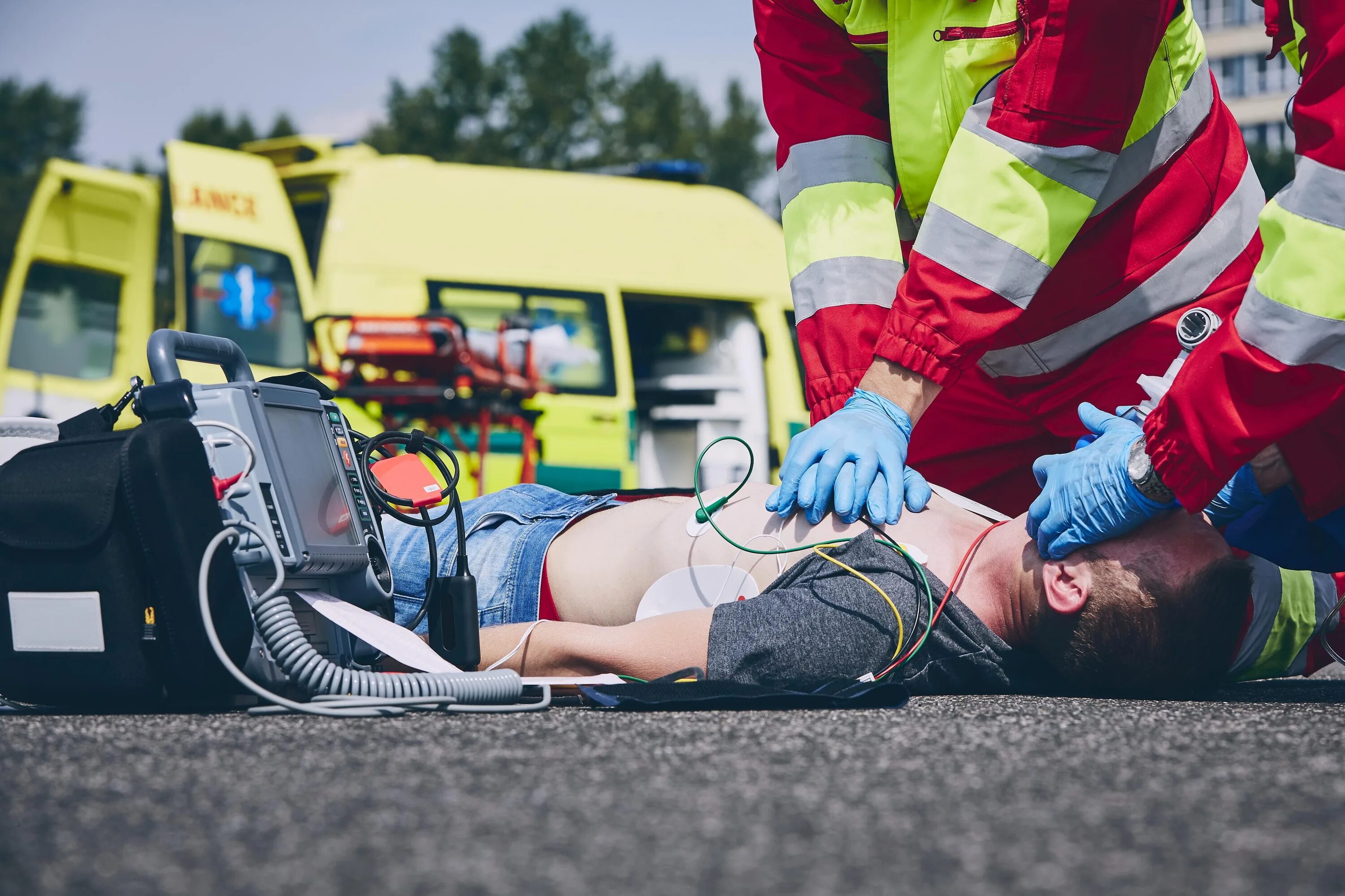 Медицинская помощь фото What The U.S. Can Learn From India's Emergency Response System