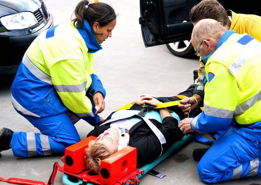 Медицинская помощь фото Верховный суд разъяснил, в каком случае покупатель ТС может воспользоваться поли