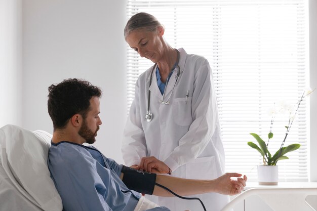 Медицинская профилактика фото страница 12 Фото Blood Pressure Check, более 80 000 качественных бесплатных сток