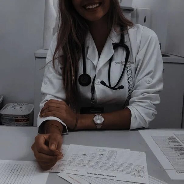 Медицинские фото на аву Pin by Paula Marques on FI Nurse aesthetic, Medical school inspiration, Medical 